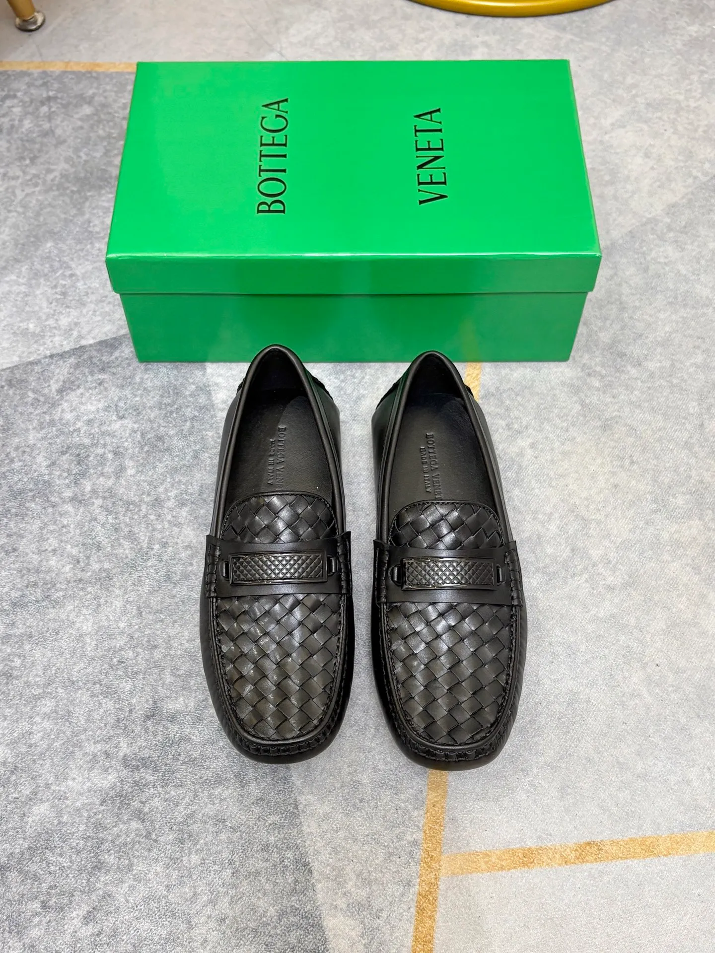 P420💰 (Niu Li + Niu Pad) [BV] The latest hot style‼ ️Casual men's shoes, uppers imported first-layer cowhide ➕Full imported cowhide lining✔️Exquisite workmanship, excellent foot feel, special rubber soles✔️, cool and fashionable, the latest fashion, fashionable outsole, hurry up.  Code number: 38-44 (can be customized to 37.45, non-refundable)